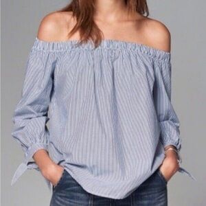 ❣️ Final Sale A&F Striped Off The Shoulder Cotton Top
